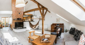  Attic Apartment VINOHRADY  Прага